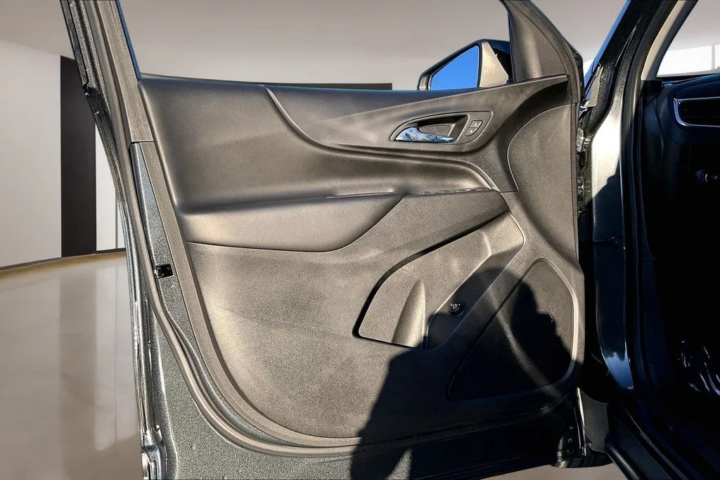 Used 2019 Gray Chevrolet LT image 18