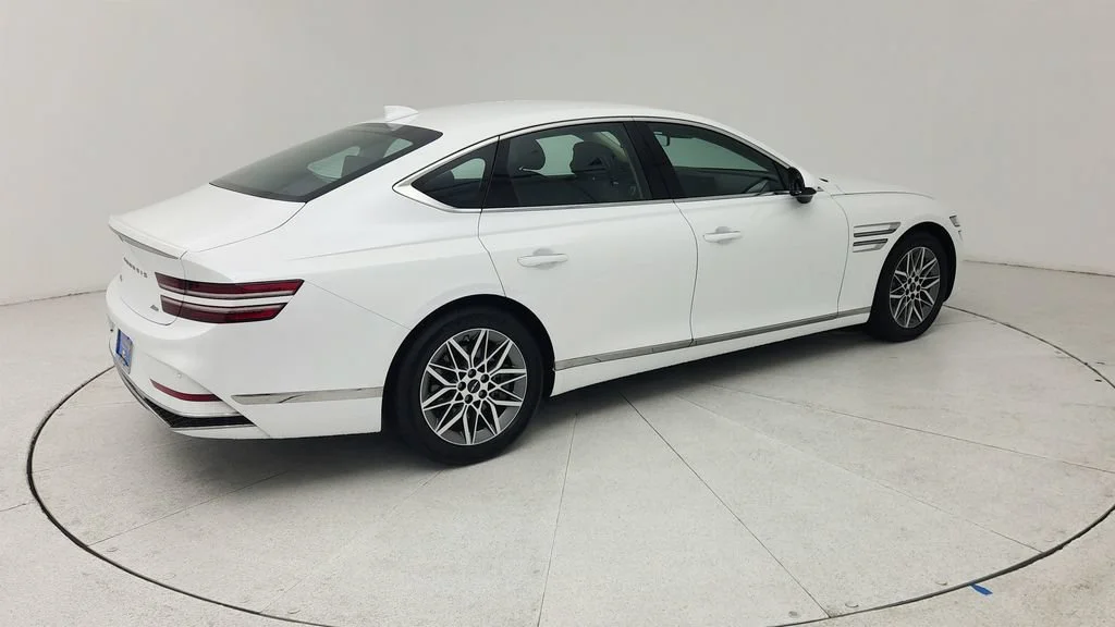 Used 2026  Genesis 2.5T image 7