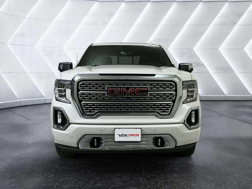 Used 2020 White GMC Denali image 2