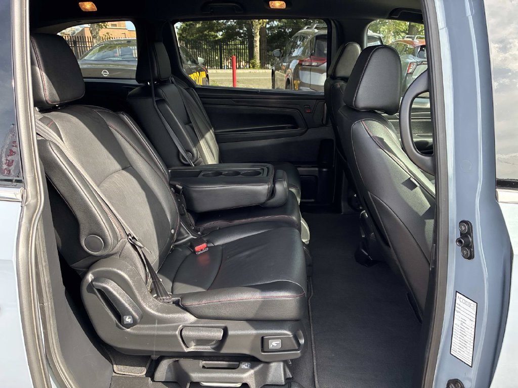 Used 2025 Gray Honda Sport-L image 11