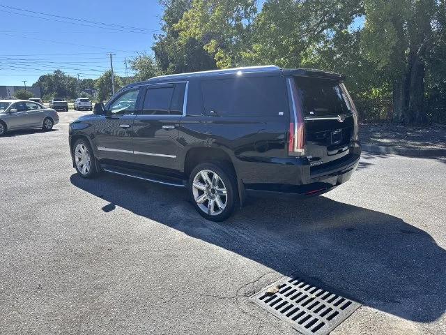 Used 2017 Black Cadillac Luxury image 7