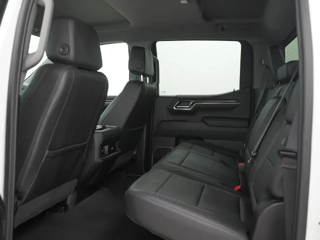 Used 2024 Summit White Chevrolet RST image 16
