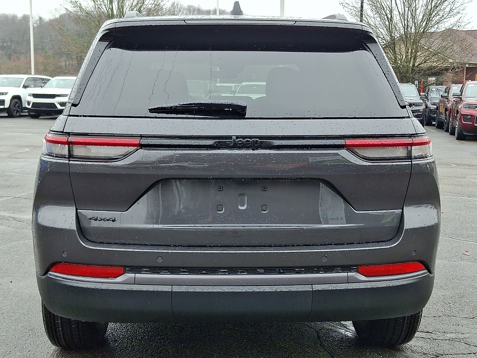 New 2026 Baltic Gray Metallic Clear-Coat Exterior Paint Jeep Altitude 4x4 image 5