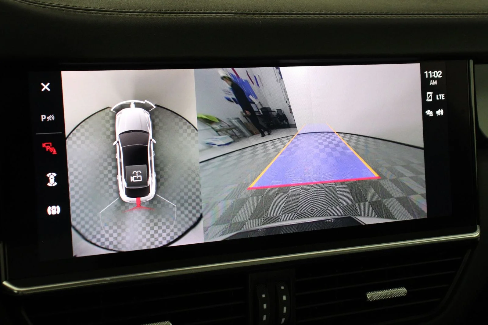 Used 2022 Chalk Porsche Turbo image 17