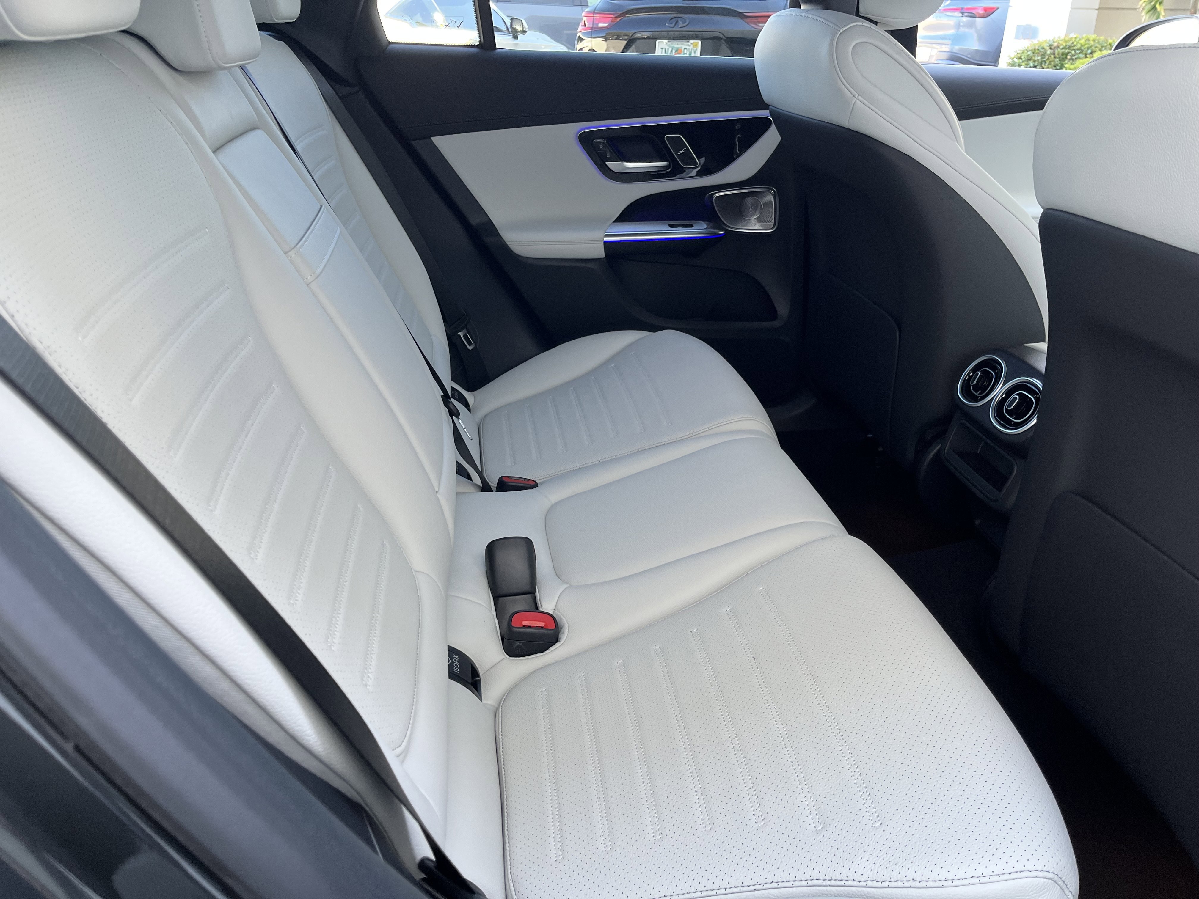 New 2026 Graphite Grey Metallic Mercedes-Benz GLC 300 image 21