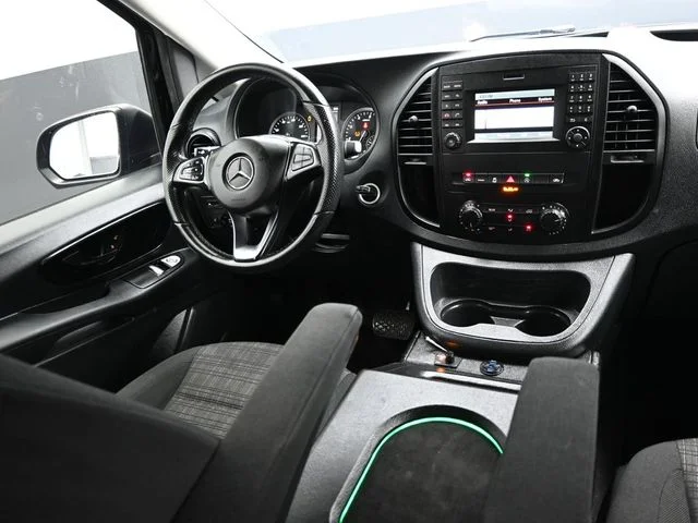 Used 2020 Black Mercedes-Benz Passenger image 16