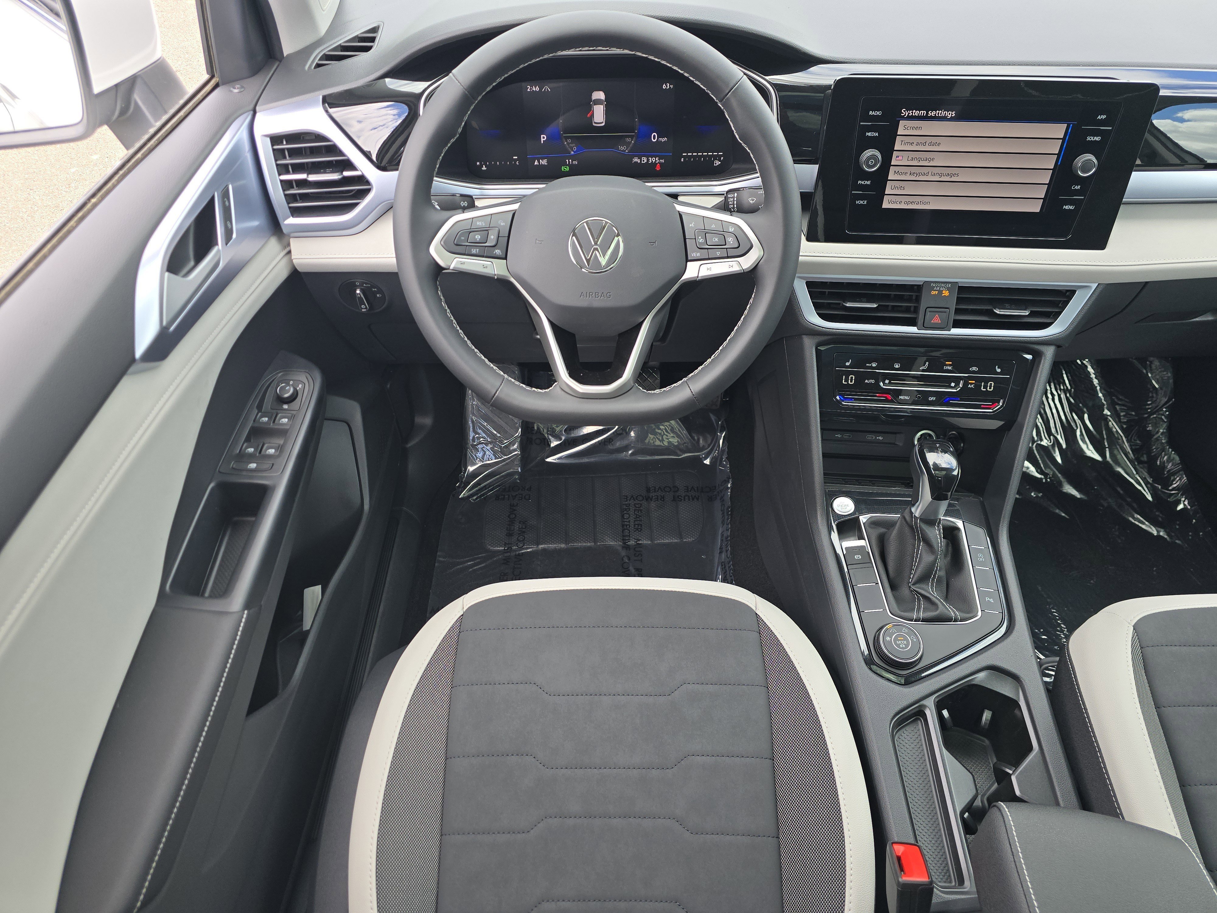 New 2026 Pure White Volkswagen SE image 21