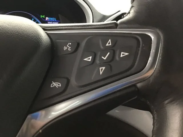 Used 2018 SATIN STEEL METALLIC Chevrolet LT image 13