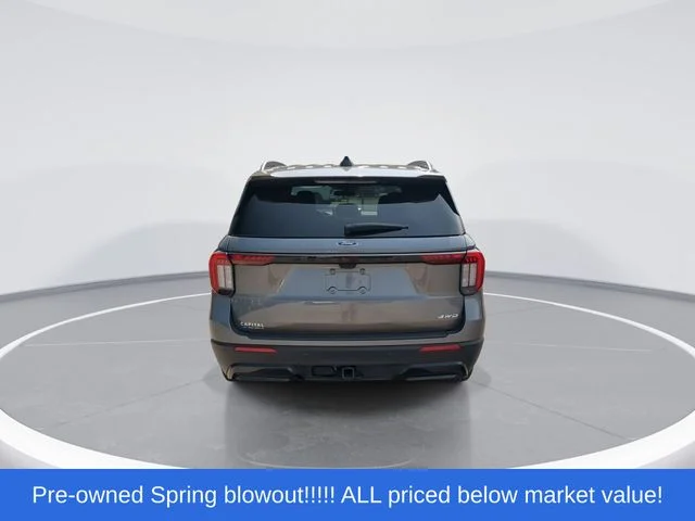 Used 2025 Gray Ford ST-Line image 7