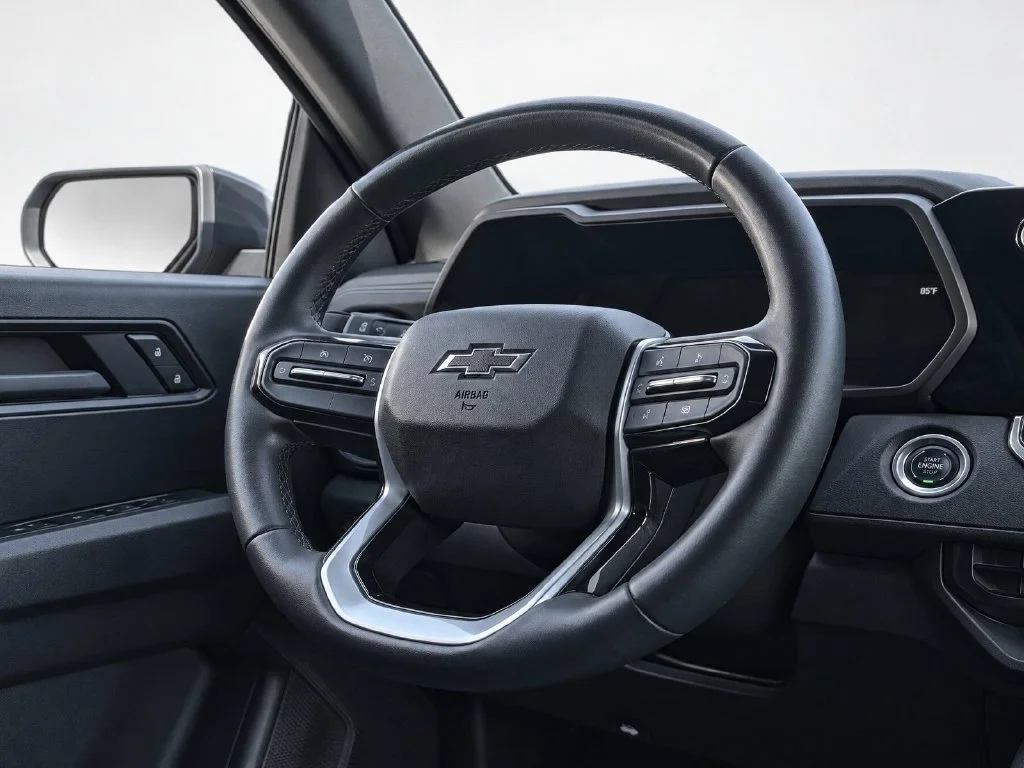 Used 2026 Gray Chevrolet Trail Boss image 28