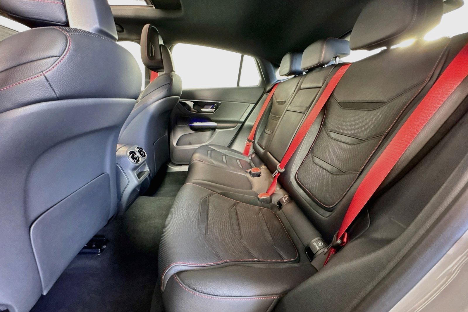 New 2026 MANUFAKTUR Alpine Grey Mercedes-Benz AMG® GLC 43 image 22