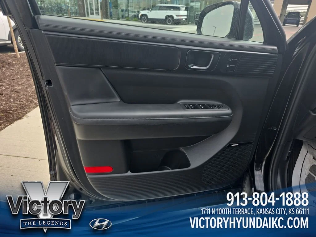 Used 2025 Black Hyundai Calligraphy image 10