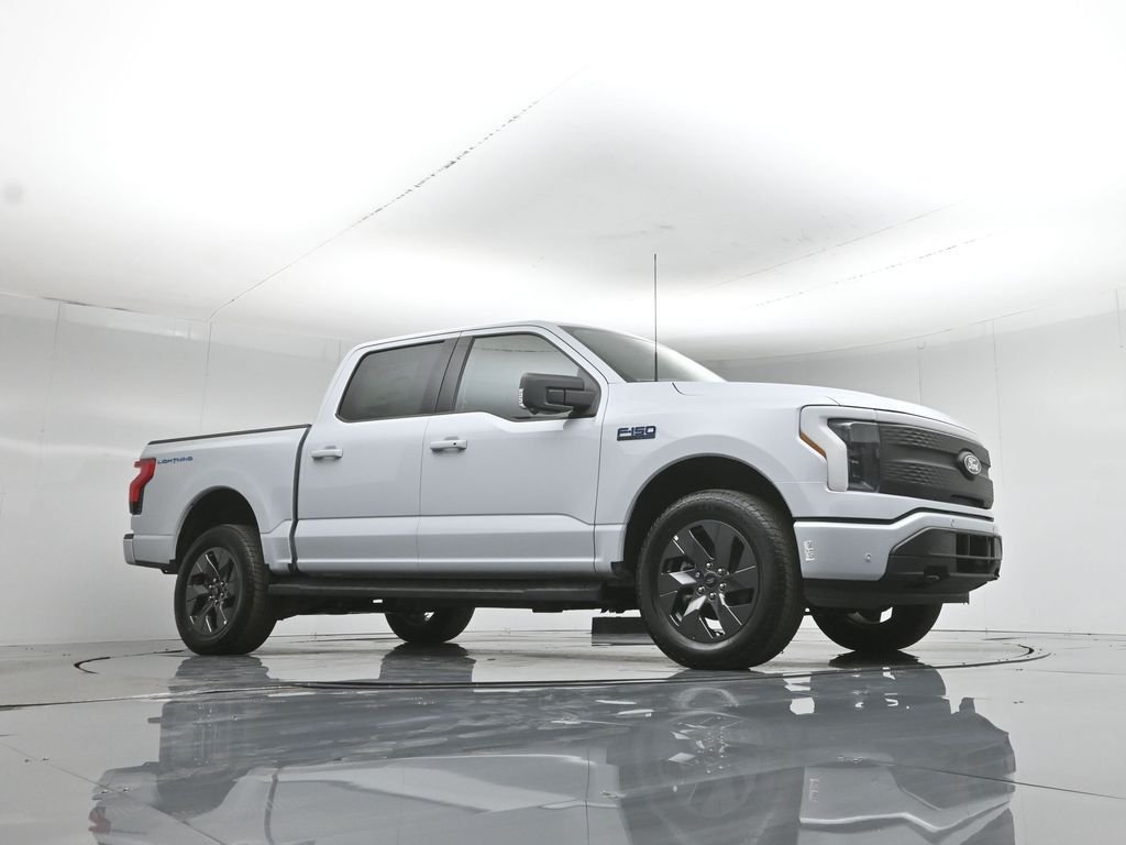 New 2025 White Ford Flash image 3