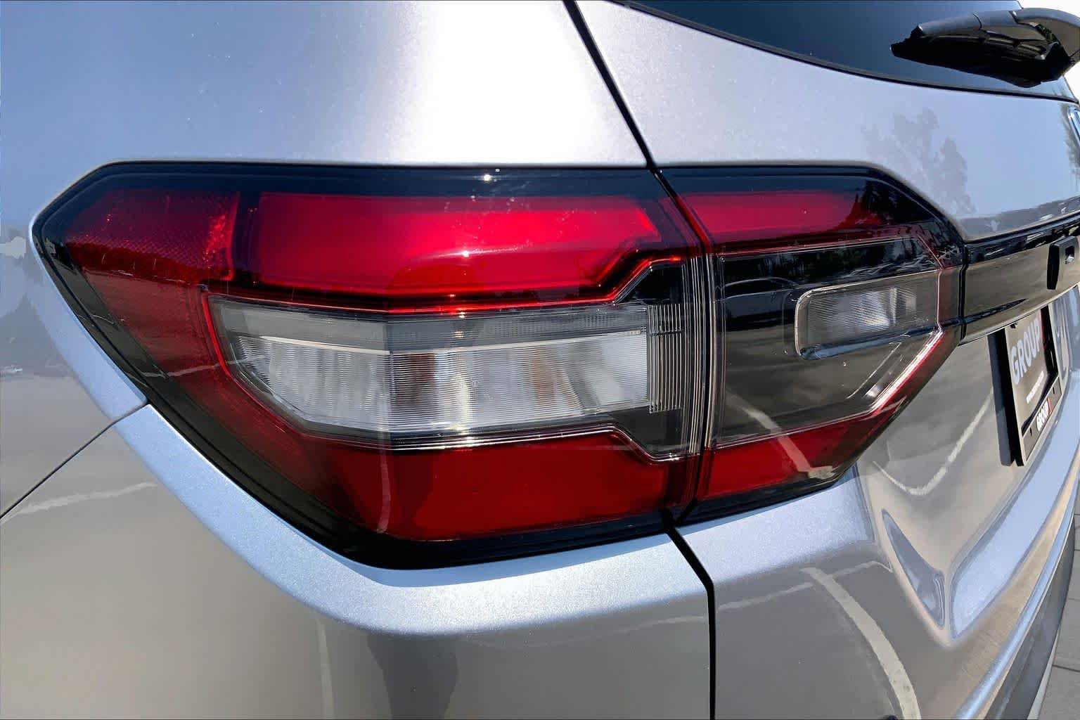 Used 2025 Lunar Silver Metallic Honda TrailSport image 28