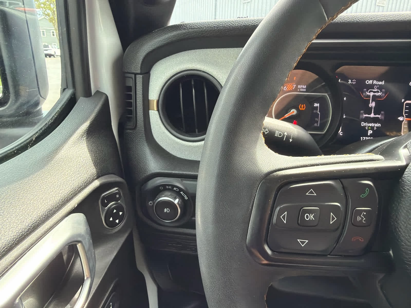 Used 2024 Bright White Clearcoat Jeep Sport S image 18