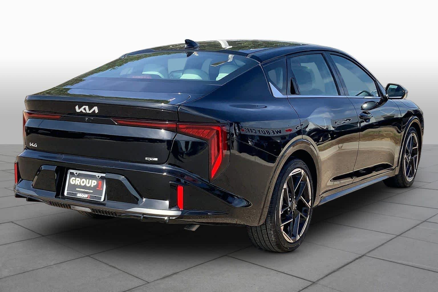 Used 2026 Aurora Black Pearl Kia GT-Line image 13