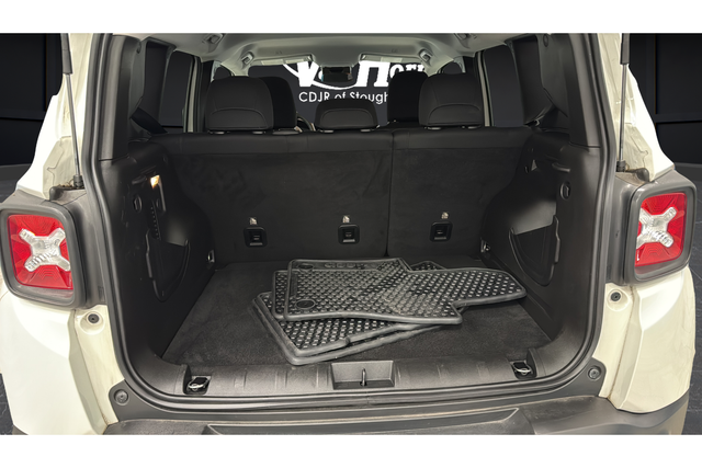 Used 2023 Alpine White Clearcoat Jeep Altitude image 26