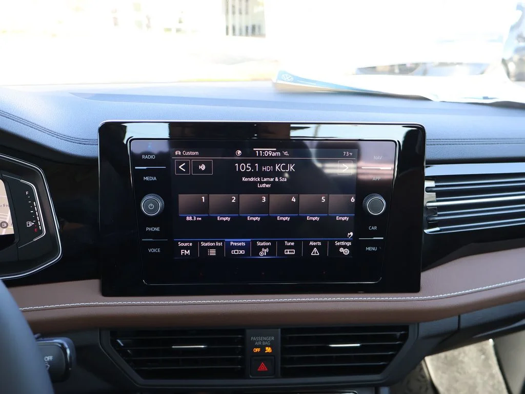 2026 Volkswagen Jetta SEL - Photo 23