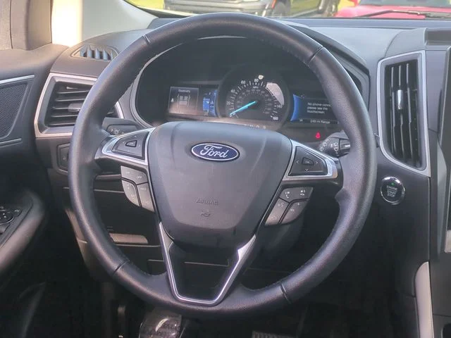 Used 2024 White Ford SEL image 31