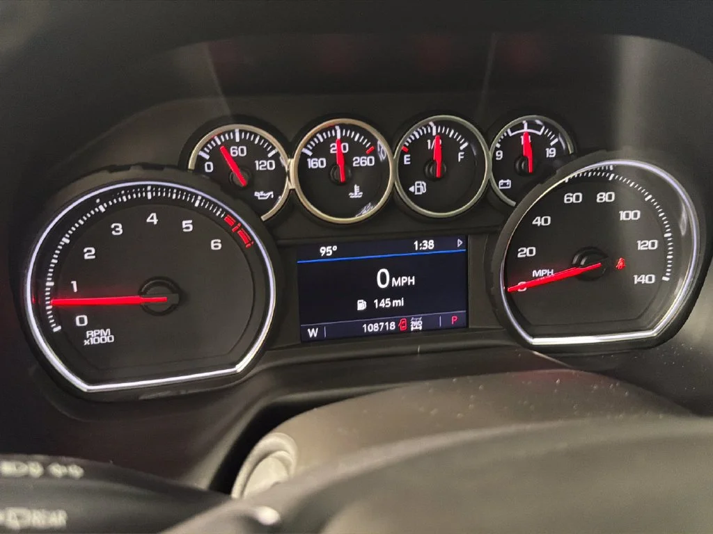 Used 2021 CHERRY RED TINTCOAT Chevrolet Z71 image 22