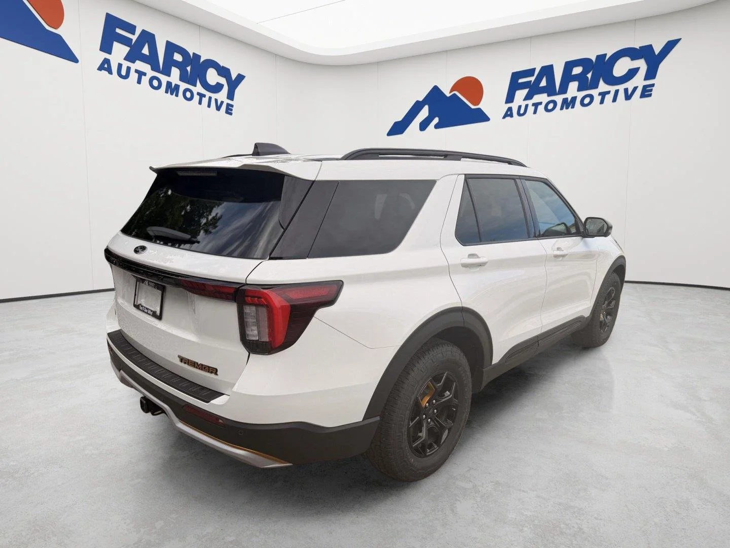 Used 2026 Star White Metallic Tri-Coat Ford Tremor image 5