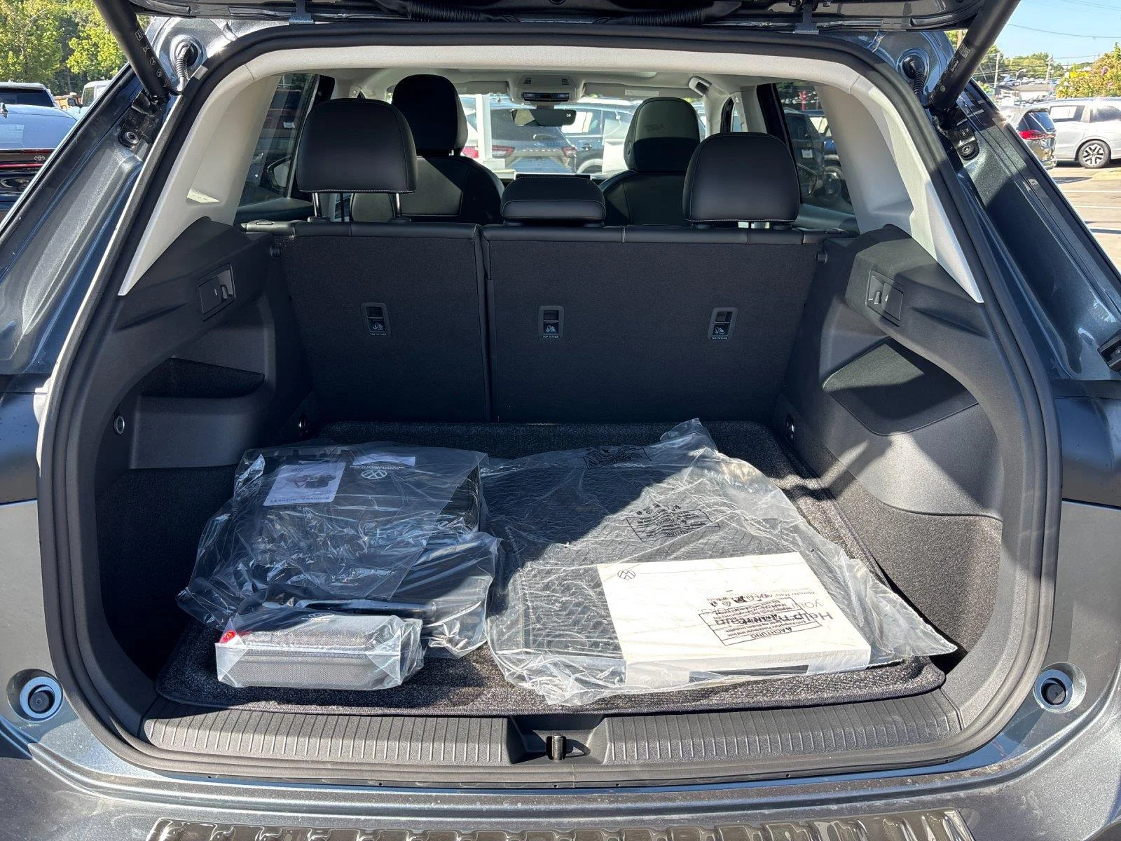 New 2026 Platinum Gray Metallic Volkswagen SE image 34