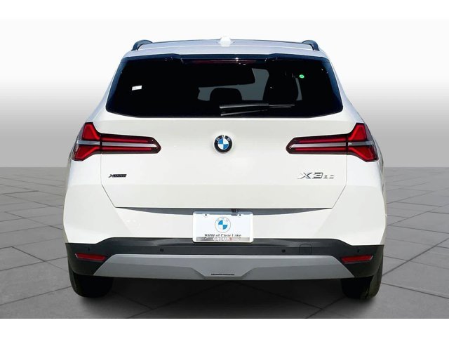 New 2026 Alpine White BMW 30 xDrive image 4