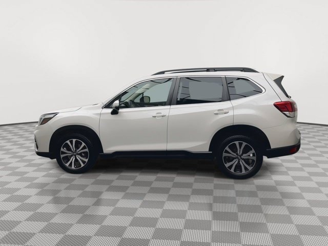 Used 2020 Crystal White Pearl Subaru Limited image 38