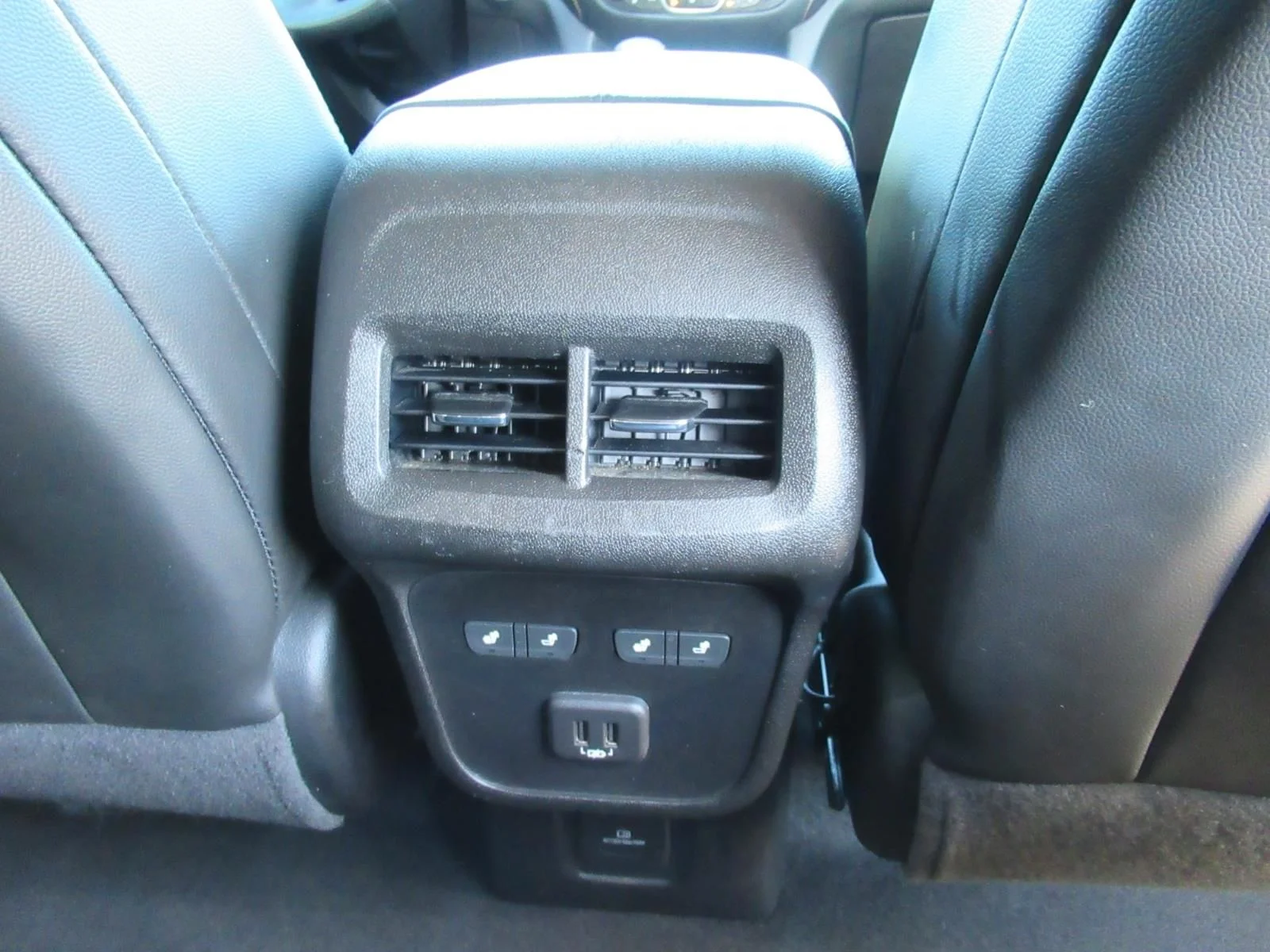 Used 2022 Black Chevrolet Premier image 32