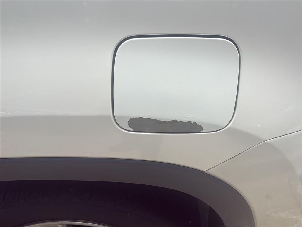 Used 2014 WHITE TOYOTA  image 10