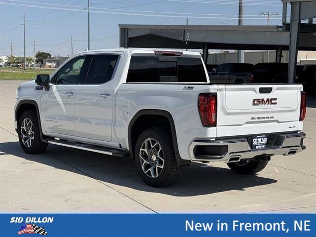 2026 GMC Sierra 1500 SLT - Photo 6