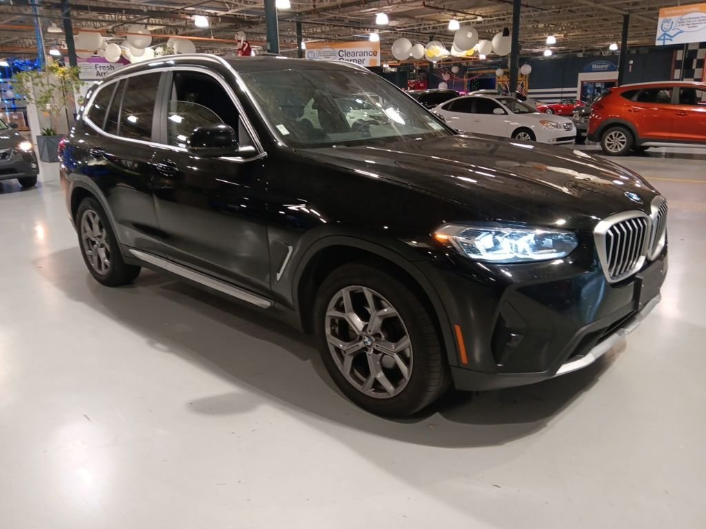 Certified Used 2023 Black BMW xDrive30i image 4