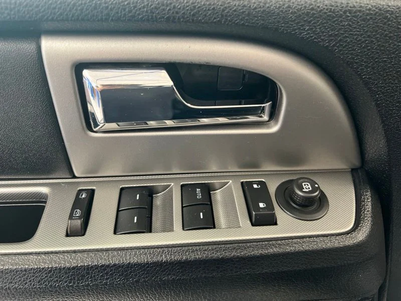 Used 2017 Gold Ford XLT image 18
