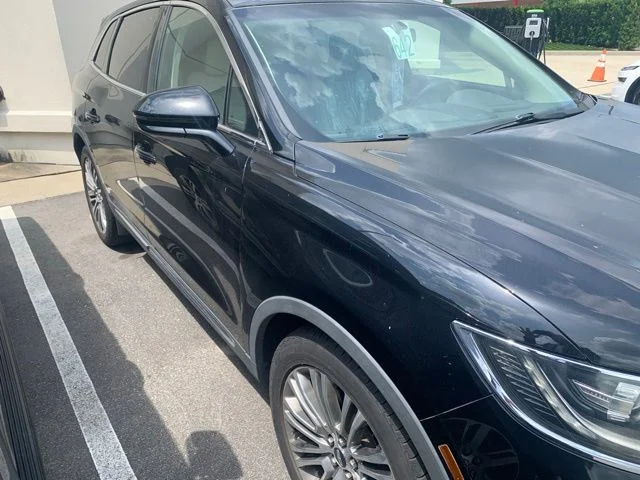 Used 2018 Black Lincoln Reserve image 3