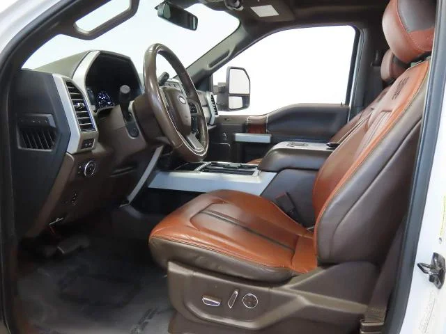 Used 2021 Oxford White Ford King Ranch Crew Cab image 23