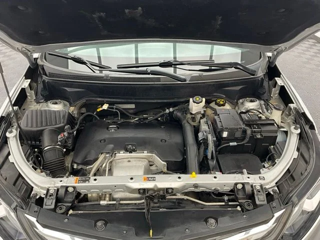 Used 2019 Silver Chevrolet Premier image 23