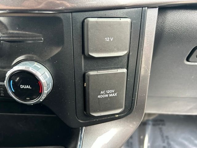 Used 2023 Black Ford XLT image 23