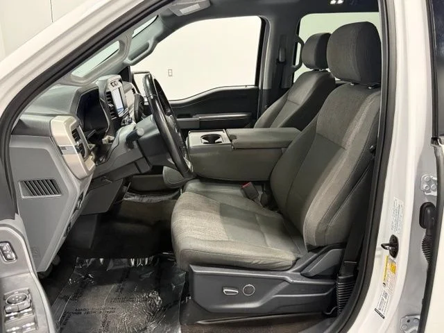 Used 2021 White Ford XLT image 13