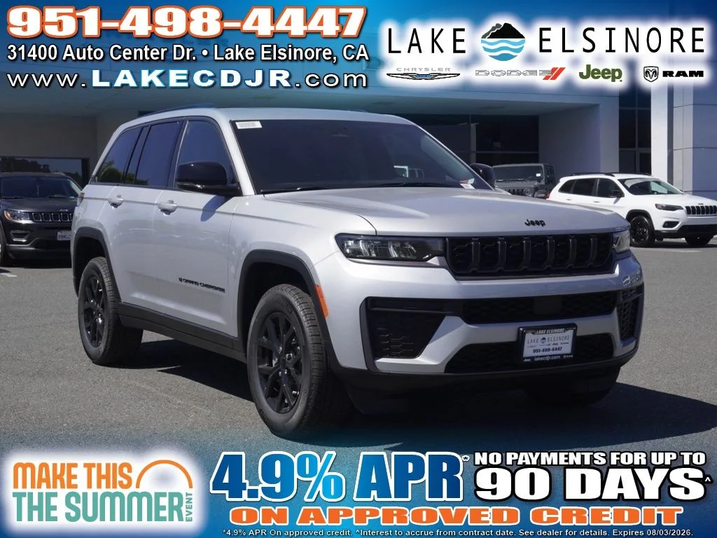 2026 Jeep Grand Cherokee Laredo