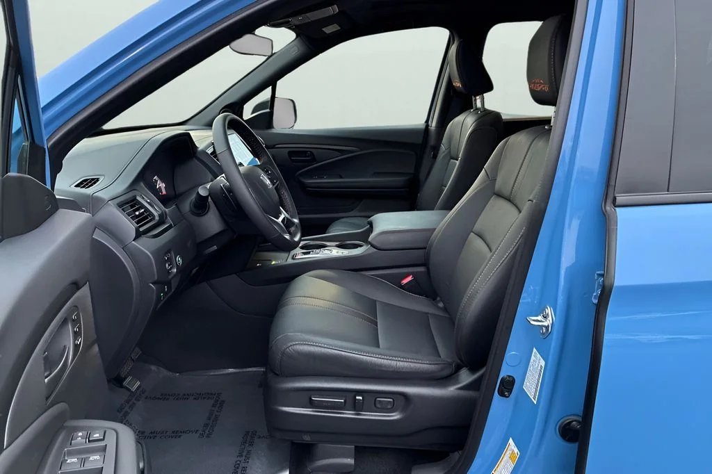 Used 2024 Blue Honda TrailSport image 9