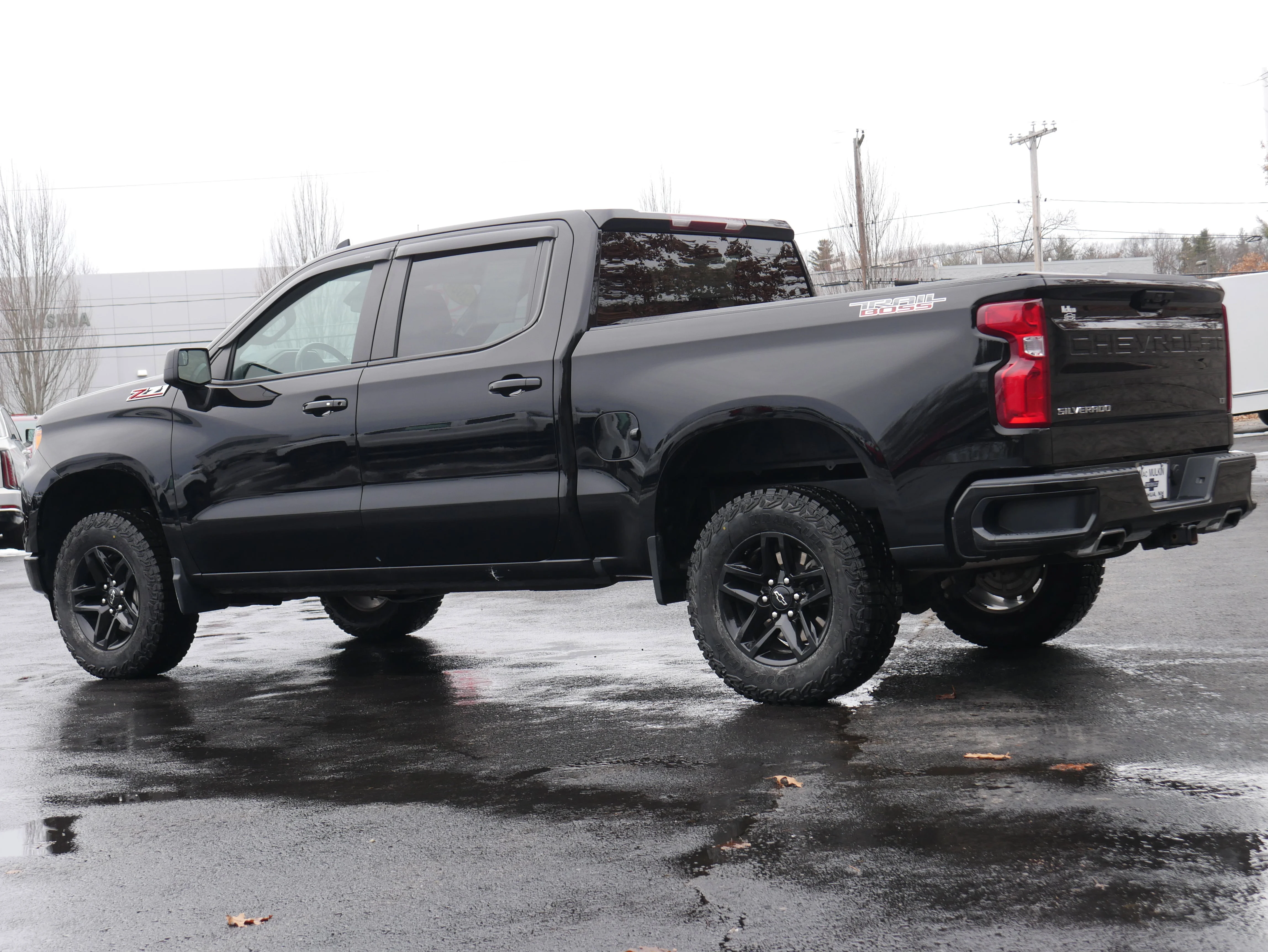 2024 Chevrolet Silverado 1500 LT Trail Boss - Photo 4