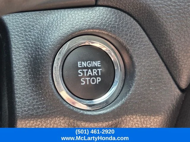 2024 Toyota RAV4 XLE - Photo 30