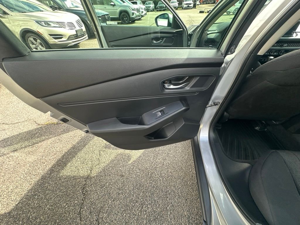 Used 2024  Honda EX image 24