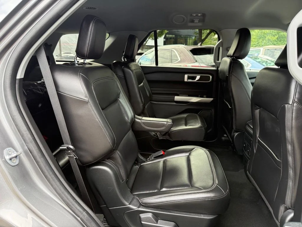 Used 2023 Carbonized Gray Metallic Ford XLT image 27