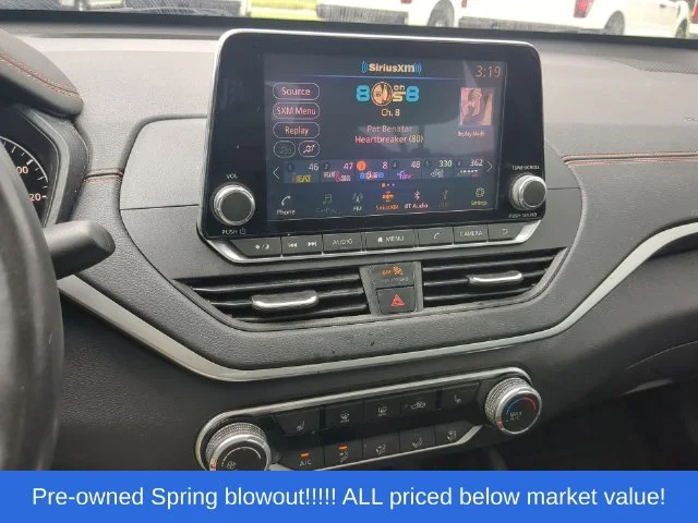 Used 2022 Black Nissan 2.5 SR image 30