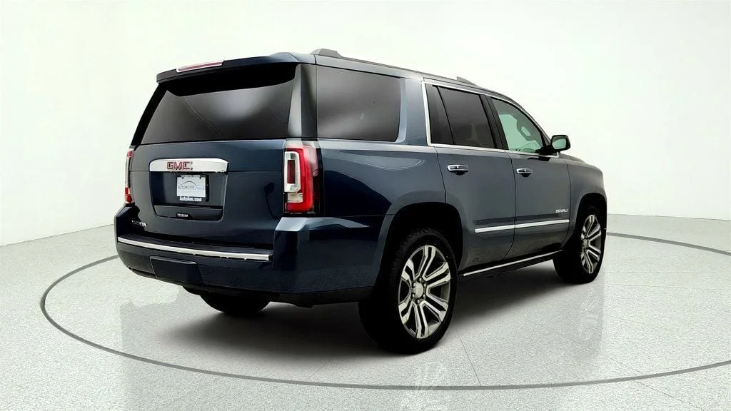 Used 2020 Dark Sky Metallic GMC 4WD 4dr Denali image 5