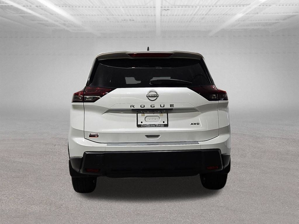 New 2026 Everest White Pearl TriCoat Nissan SV image 5