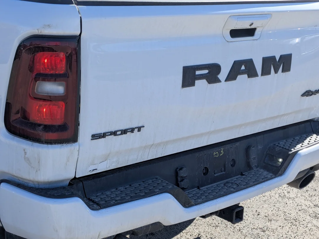 New 2026 White RAM Sport - - Night Edition - Sport Lvl 1 Grp - 5.7L HEMI V8 eTorque - Pano Sunroof & More! image 11