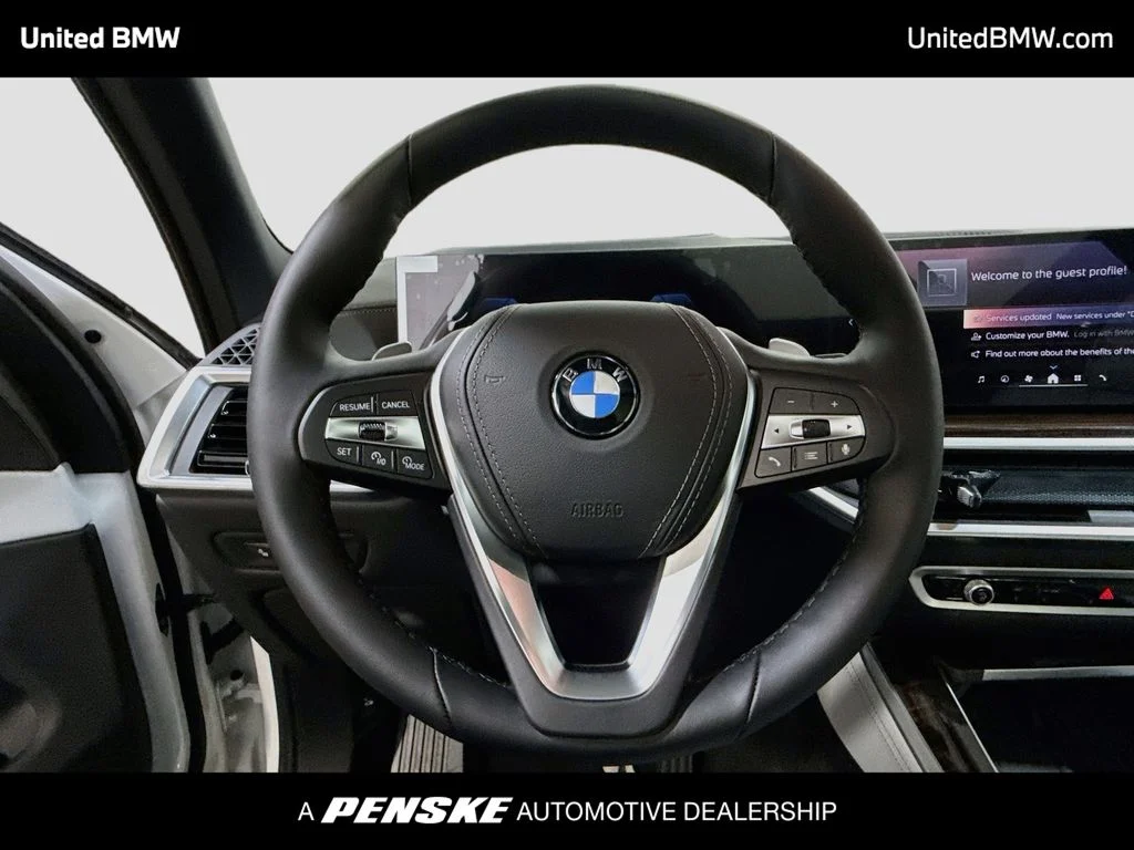 New 2026 Alpine White BMW sDrive40i image 6