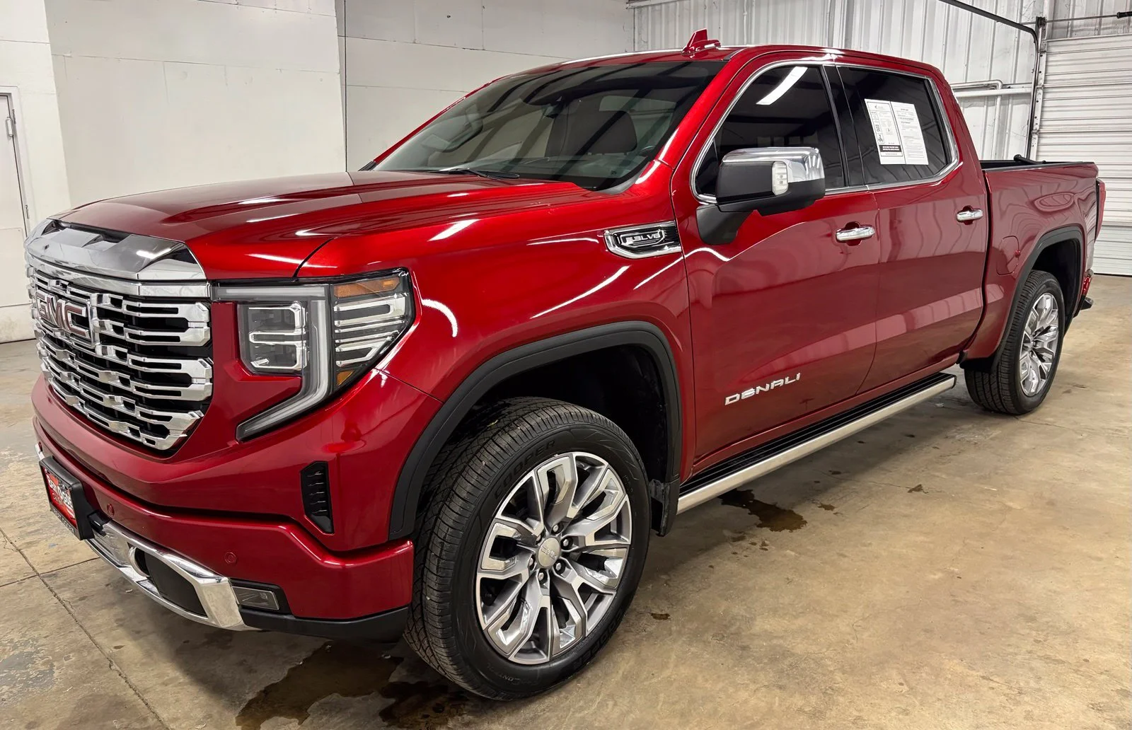 Used 2024 Red GMC Denali image 3